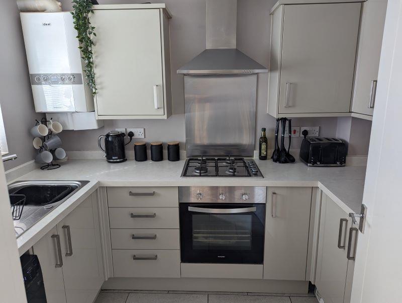 Bagley Street, Stourbridge 2 bed house £825 pcm (£190 pw)