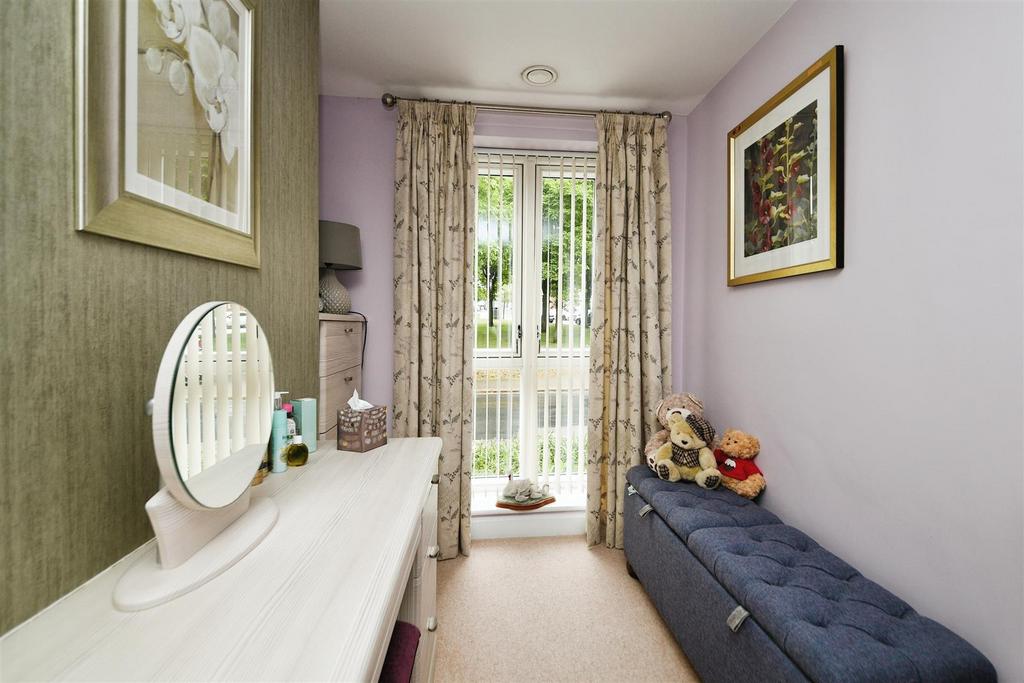 Bedroom 4.jpg