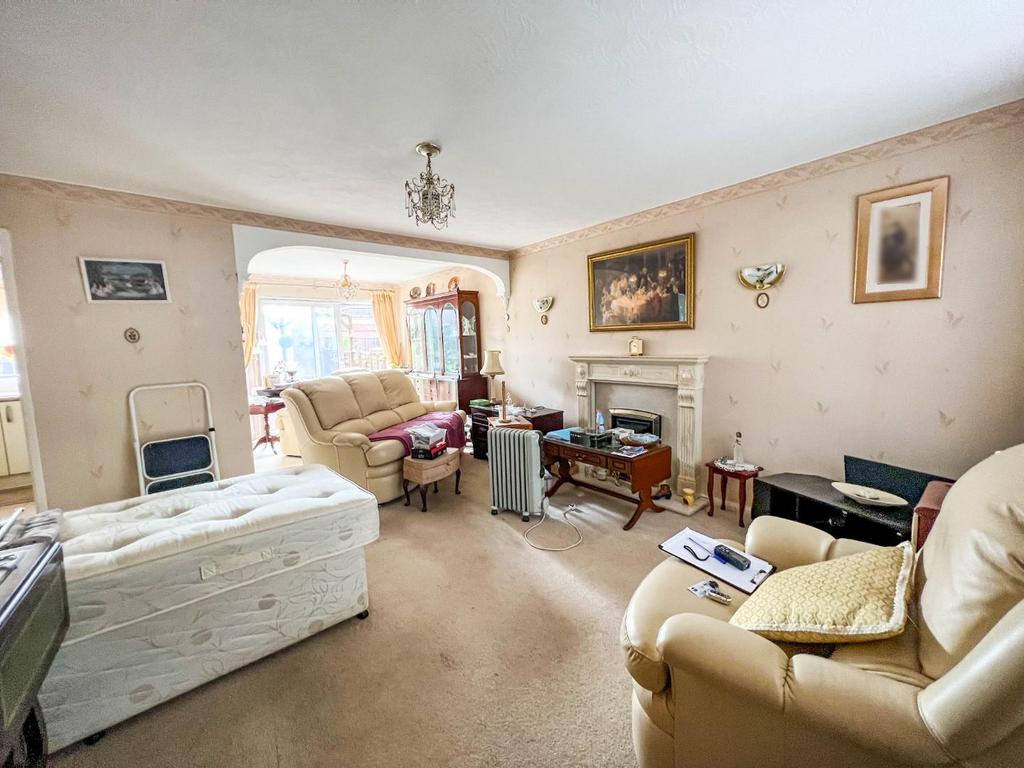 Joseph Creighton Close, Binley, Coventry 3 bed detached house for sale