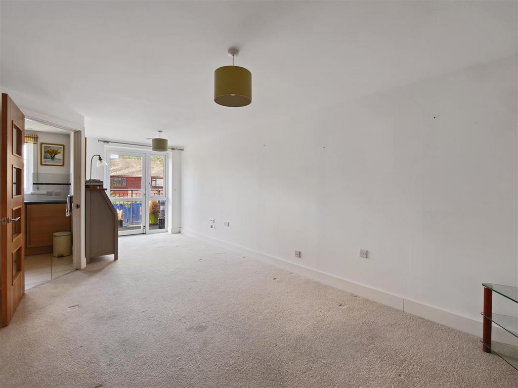 Living room diner.JPG