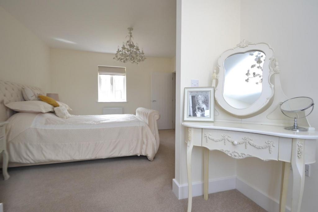 Dressing Area.JPG