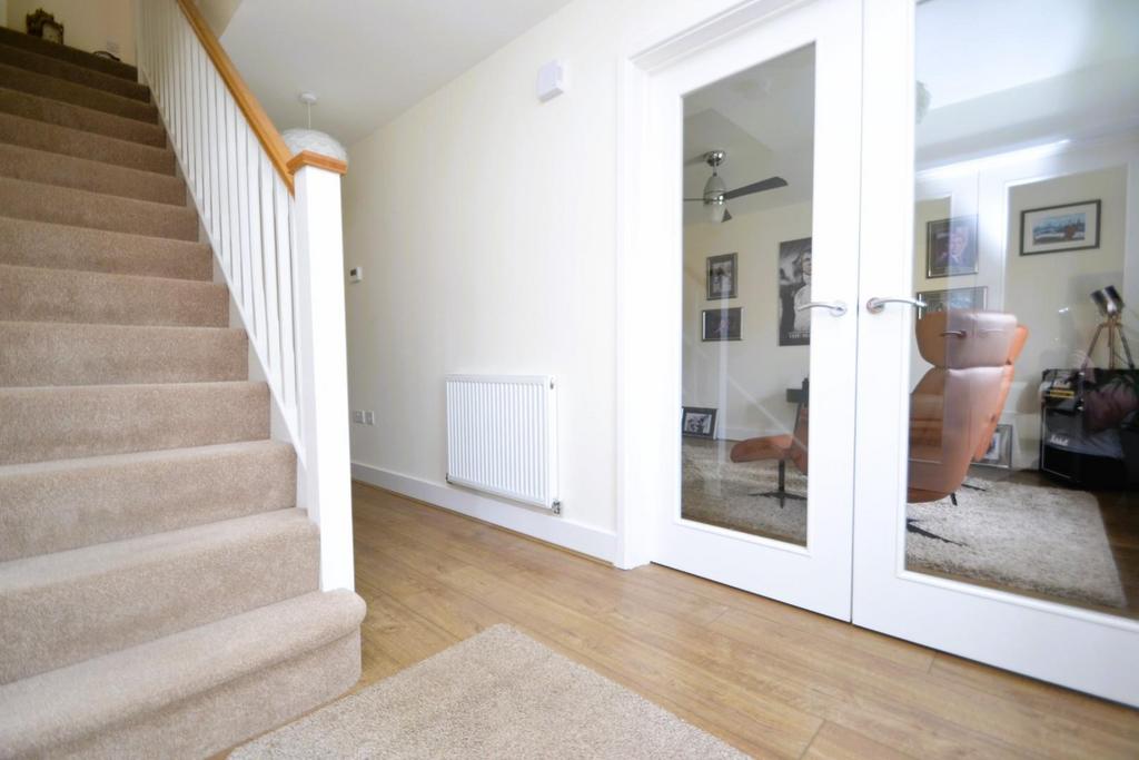 Entrance Hall 2.JPG