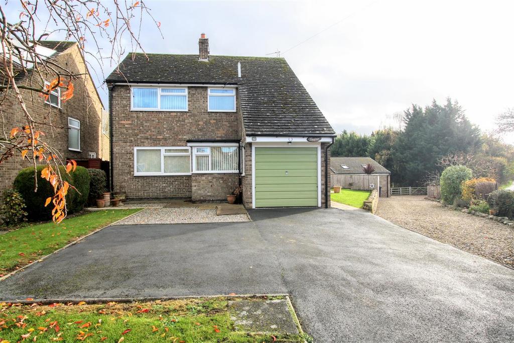Low Coniscliffe, Darlington 3 bed detached house £975 pcm (£225 pw)