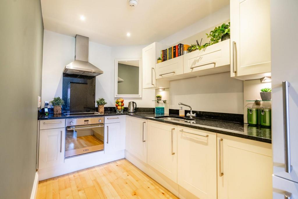 Talbot Court, Low Petergate, York 1 bed apartment for sale £250,000