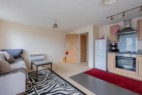 1 bedroom flat for sale, Mill Street, Slough