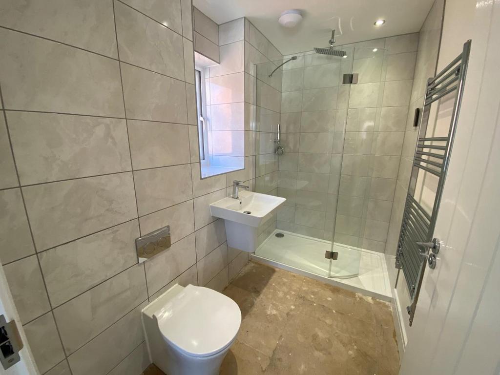 Ensuite.jpg