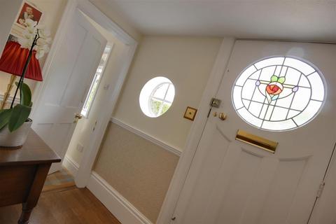 74 Carr Lane, Willerby, Hull, HU10 6JN