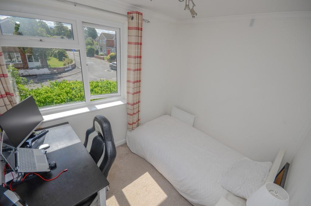 Bedroom 5.jpg
