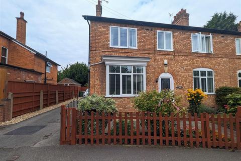 132 Lime Grove, Newark, NG24 4AH