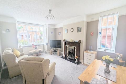 132 Lime Grove, Newark, NG24 4AH