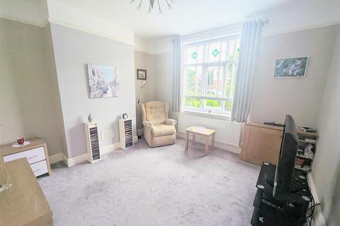 132 Lime Grove, Newark, NG24 4AH