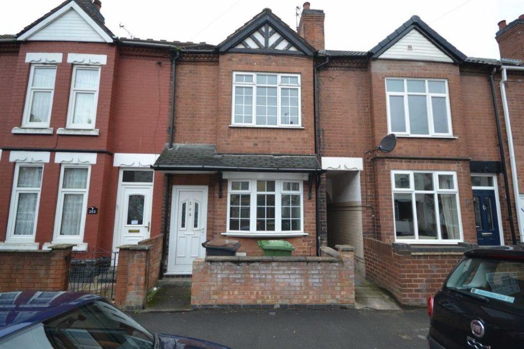 Gadsby Street, Nuneaton 2 bed house £150,000