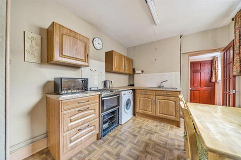 20 Worthington Road, Surbiton, KT6 7RX