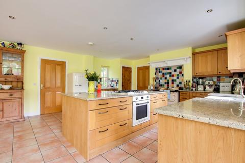 2 Forest View, Brockenhurst, SO42 7YX