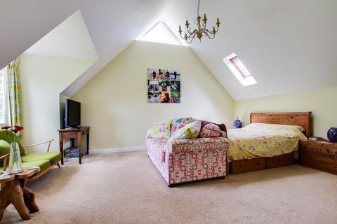 2 Forest View, Brockenhurst, SO42 7YX