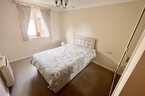 1 bedroom retirement property for sale, Haslucks Green Road, Shirley, Solihull