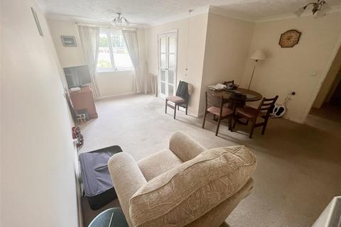 1 bedroom retirement property for sale, Haslucks Green Road, Shirley, Solihull