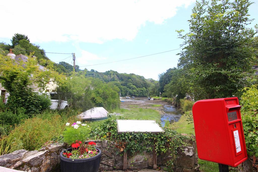 Forder, Saltash 2 bed cottage £265,000
