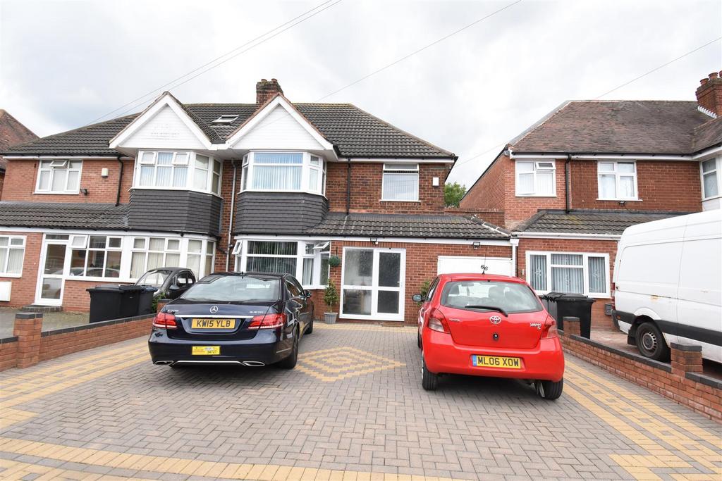 Madison Avenue, Hodge Hill, Birmingham 3 bed semidetached house £365,000
