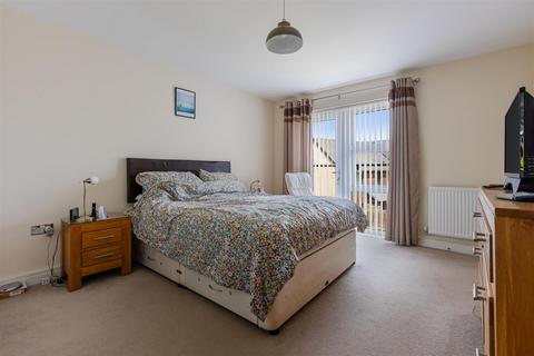 17 Longstem Drive, Dartington, Totnes, TQ9 6FS