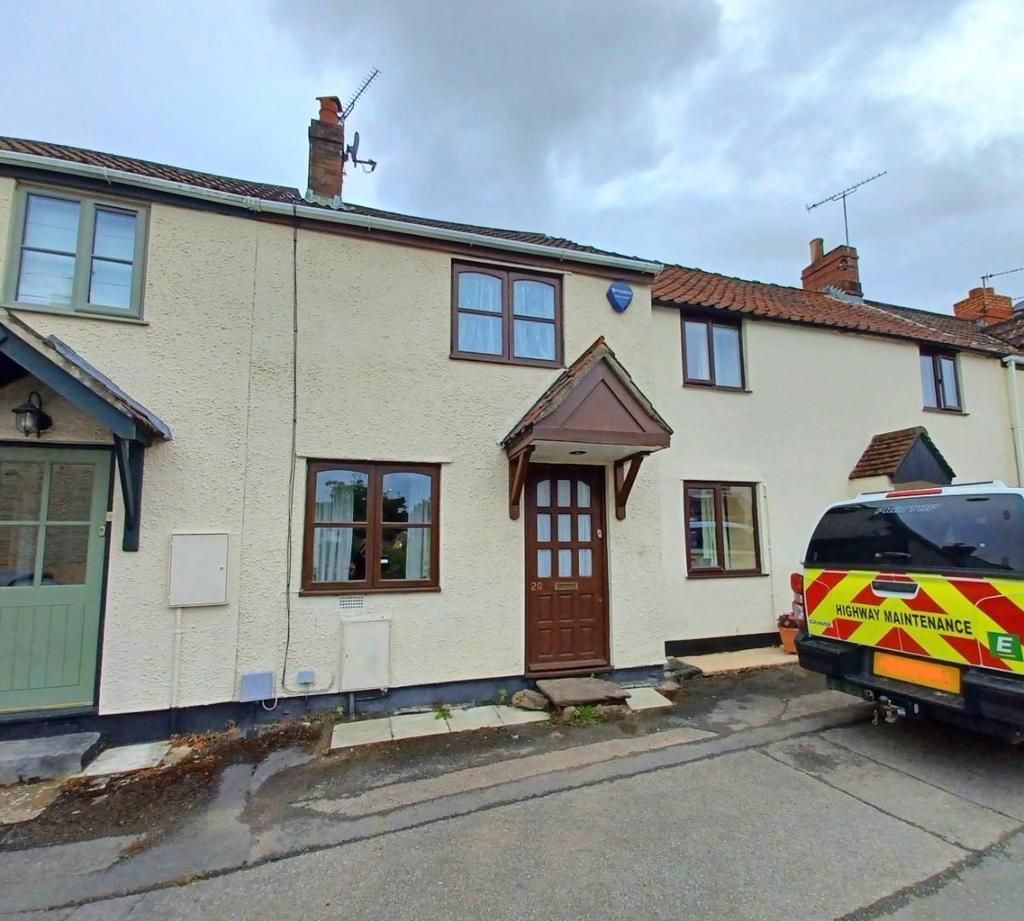 Knapp Road, Synwell, WottonUnderEdge 1 bed cottage for sale £165,000