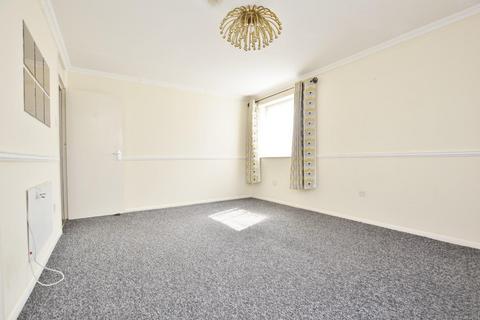 53 Gurney Close, Barking, IG11 8JX
