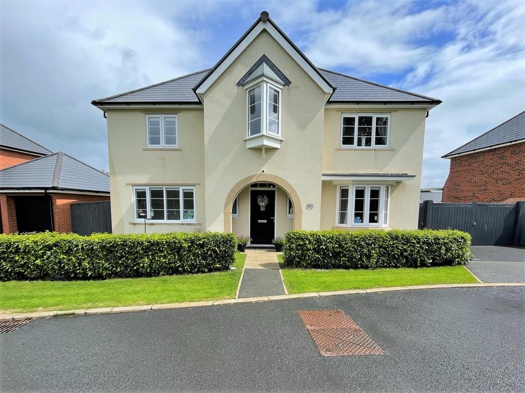 River Close, Whalley, Ribble Valley 4 bed detached house for sale £