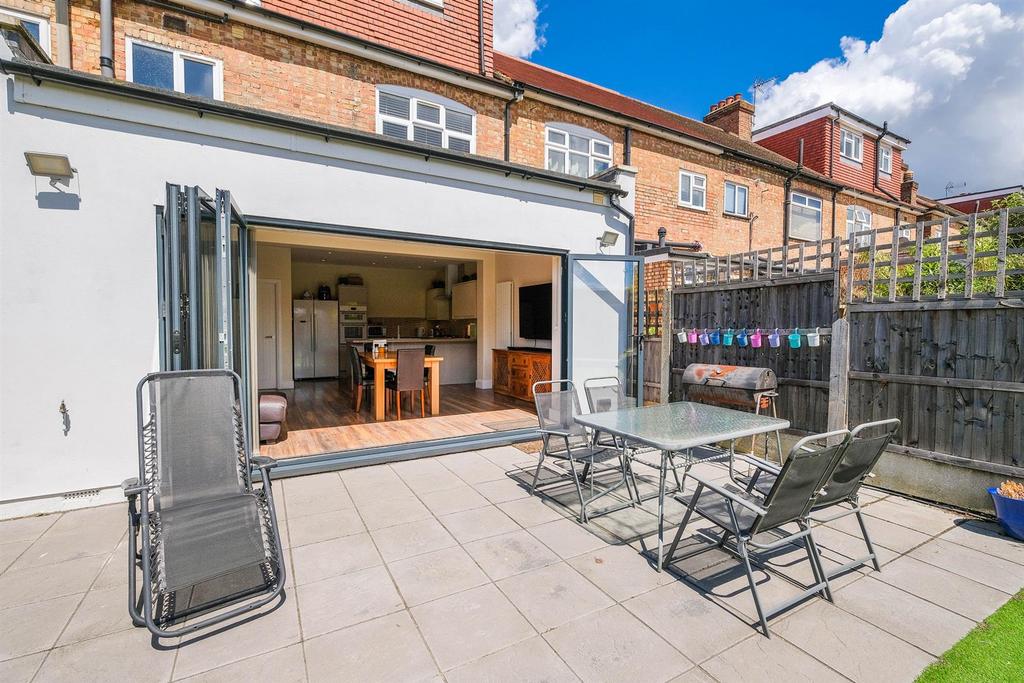 49 Brook Crescent-65 resized.jpg