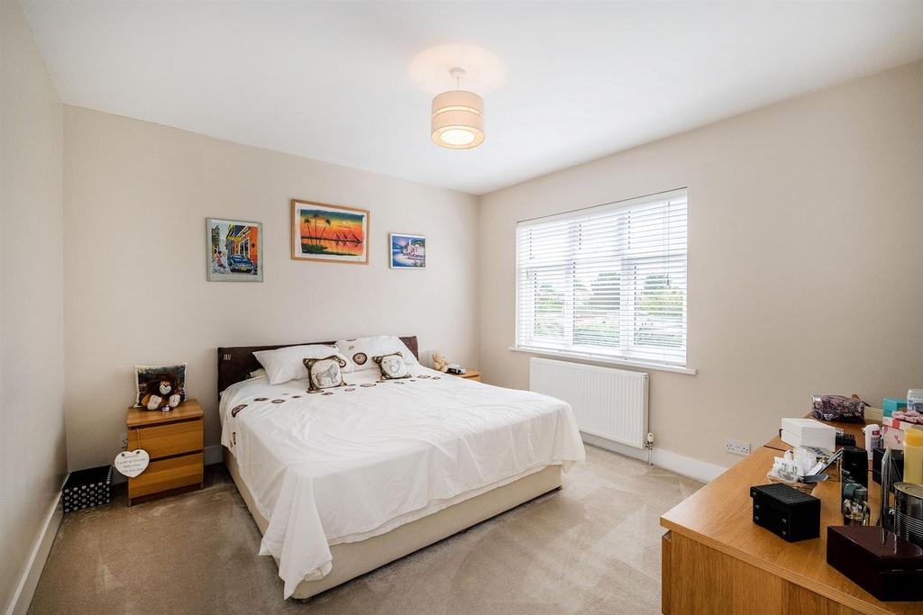 49 Brook Crescent-39 resized.jpg