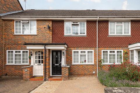 34 Stevens Close, Epsom, KT17 4RG