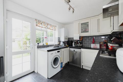 34 Stevens Close, Epsom, KT17 4RG