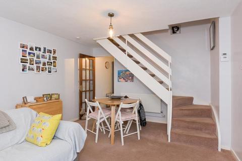 34 Stevens Close, Epsom, KT17 4RG