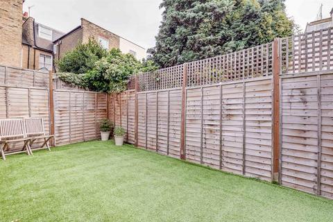 4 bedroom terraced house for sale, Harbledown Road, London