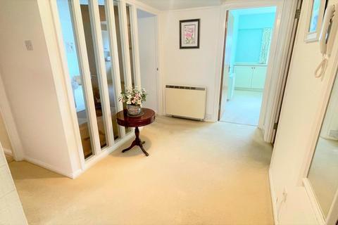 2 bedroom apartment for sale, Abbey Road, Llandudno