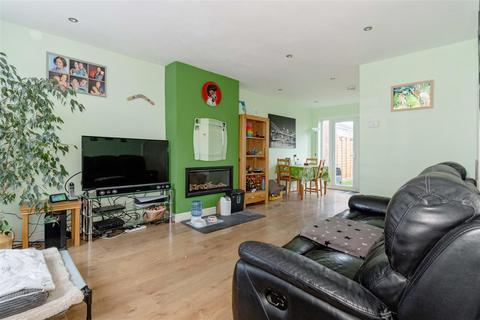 29 Boxgrove, Goring By Sea, Worthing, BN12 6BG