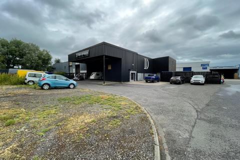 Warehouse to rent, Coopies Lane, Morpeth