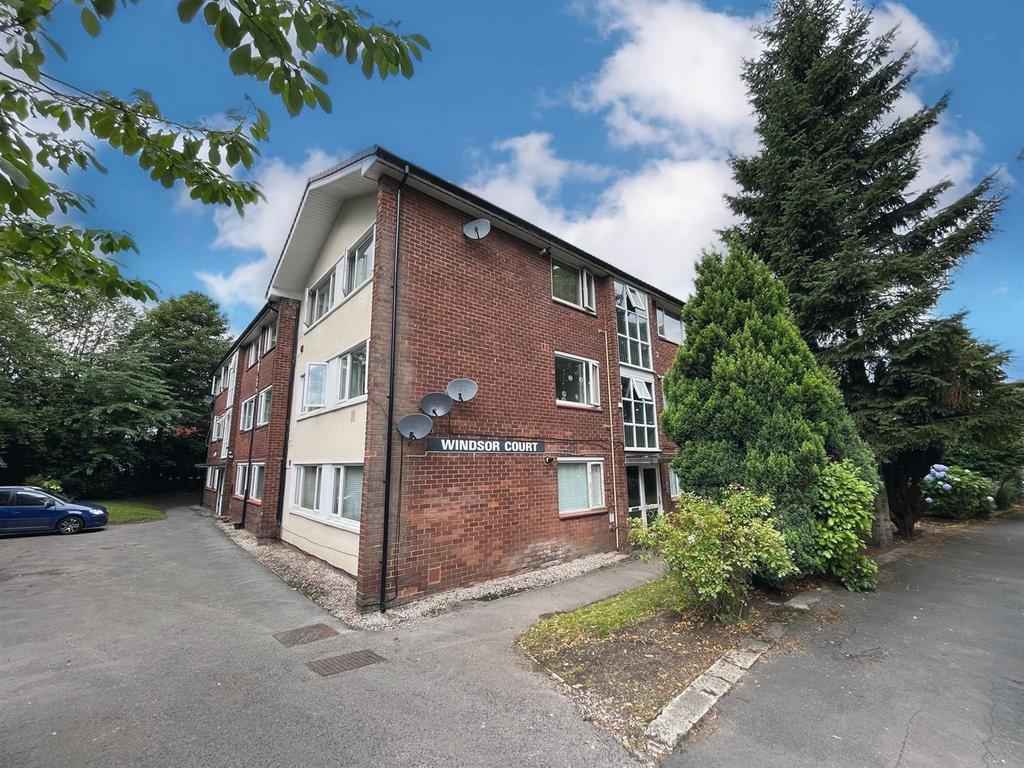 Windsor Court, Ashton Lane, Sale 2 bed flat for sale £190,000