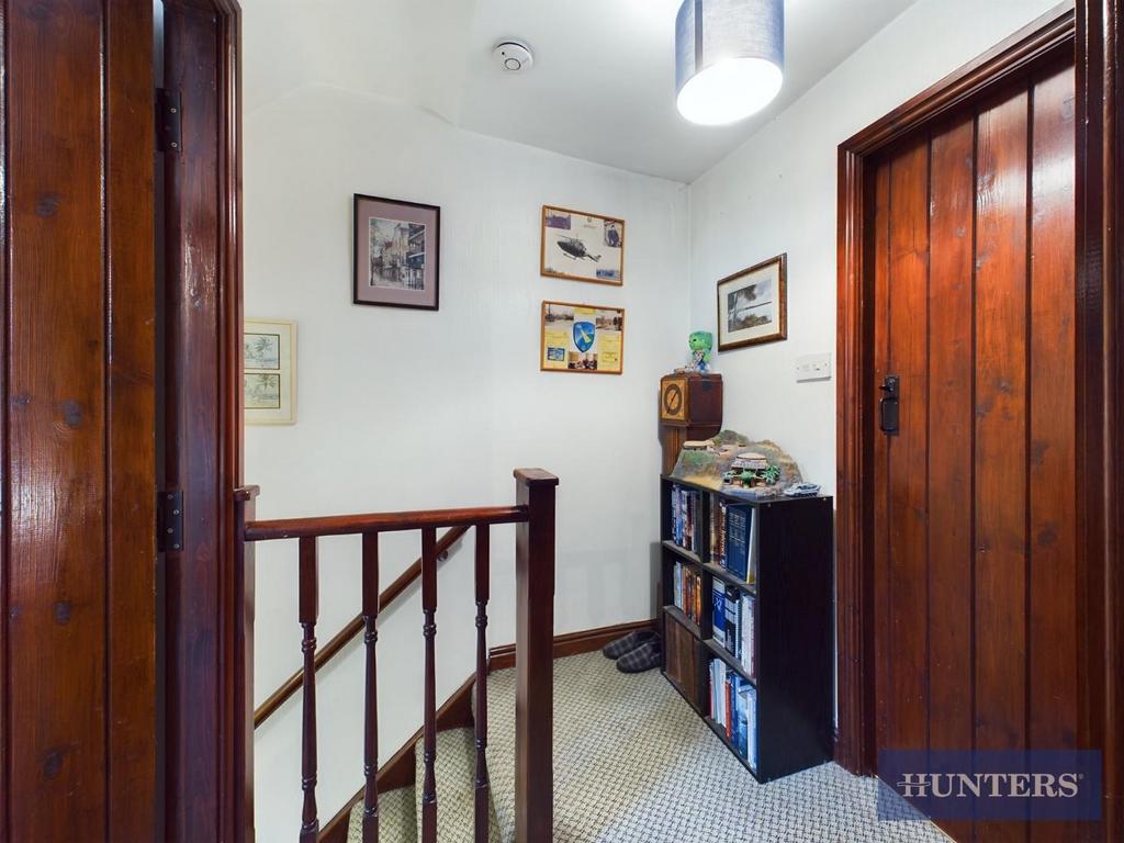 Hallway.jpg