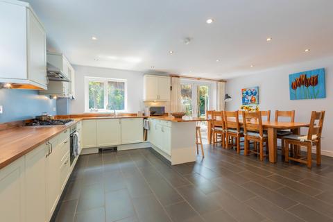 5 bedroom detached house for sale - River Area - Thames Crescent, Maidenhead
