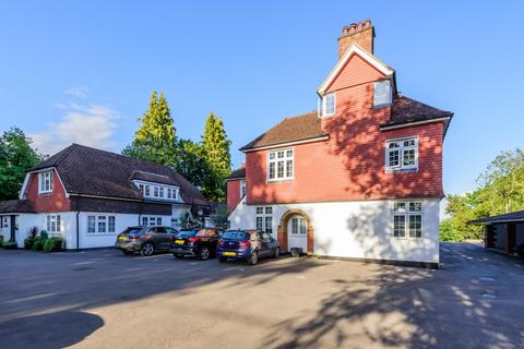2 bedroom flat for sale, Southdown Road, Shawford, Winchester, Hampshire, SO21
