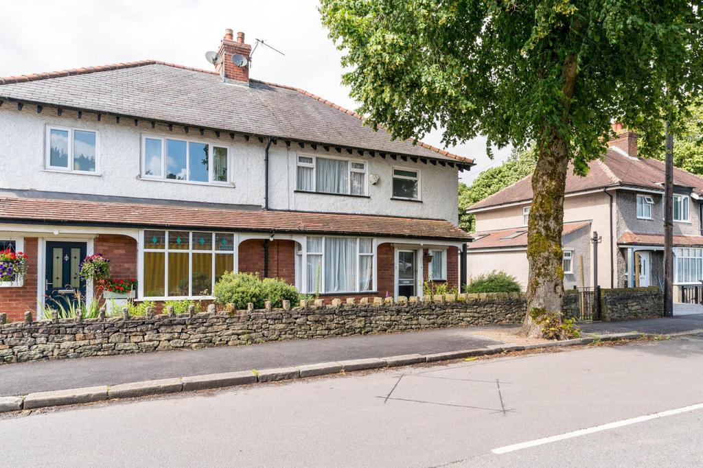 Macclesfield Old Road, Buxton, SK17 3 bed semidetached house for sale £269,995