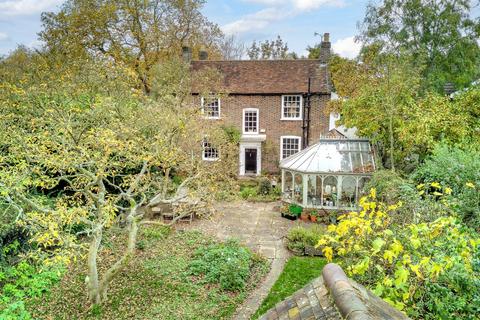 Chapel Lane, Chigwell, Essex