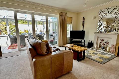 3 bedroom detached house for sale, Victoria Road, Milford on Sea, Lymington, Hampshire, SO41