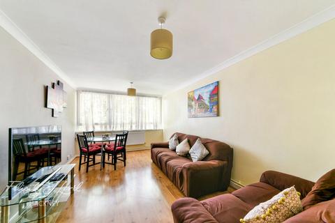 2 bedroom flat for sale, Barbrook House, Chatham Place, Hackney, E9
