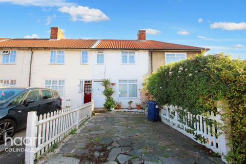7 Walter Walk, Edgware, HA8 9ER