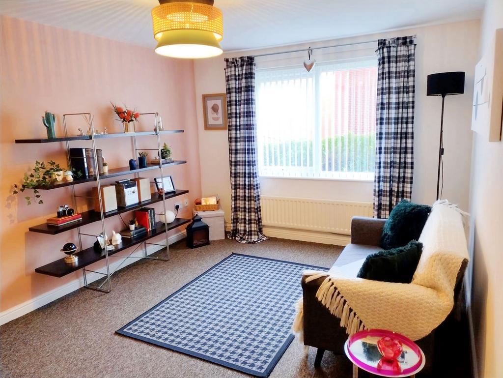 Thorntree Drive, West Monkseaton, Whitley Bay, Tyne and Wear, NE25 9NY