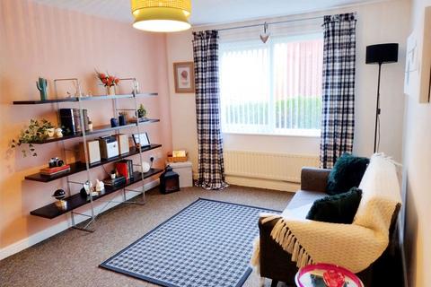 2 bedroom flat for sale, Thorntree Drive, West Monkseaton, Whitley Bay, Tyne and Wear, NE25 9NY