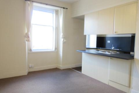 2 bedroom flat to rent, Seafield Road, West End, Dundee, DD1