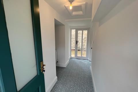 undefined, Main Street, Sleaford, Haceby, NG34