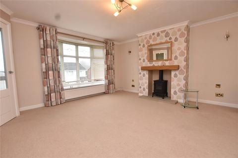 3 bedroom terraced house for sale, Bransdale Avenue, Royton, Oldham, Greater Manchester, OL2